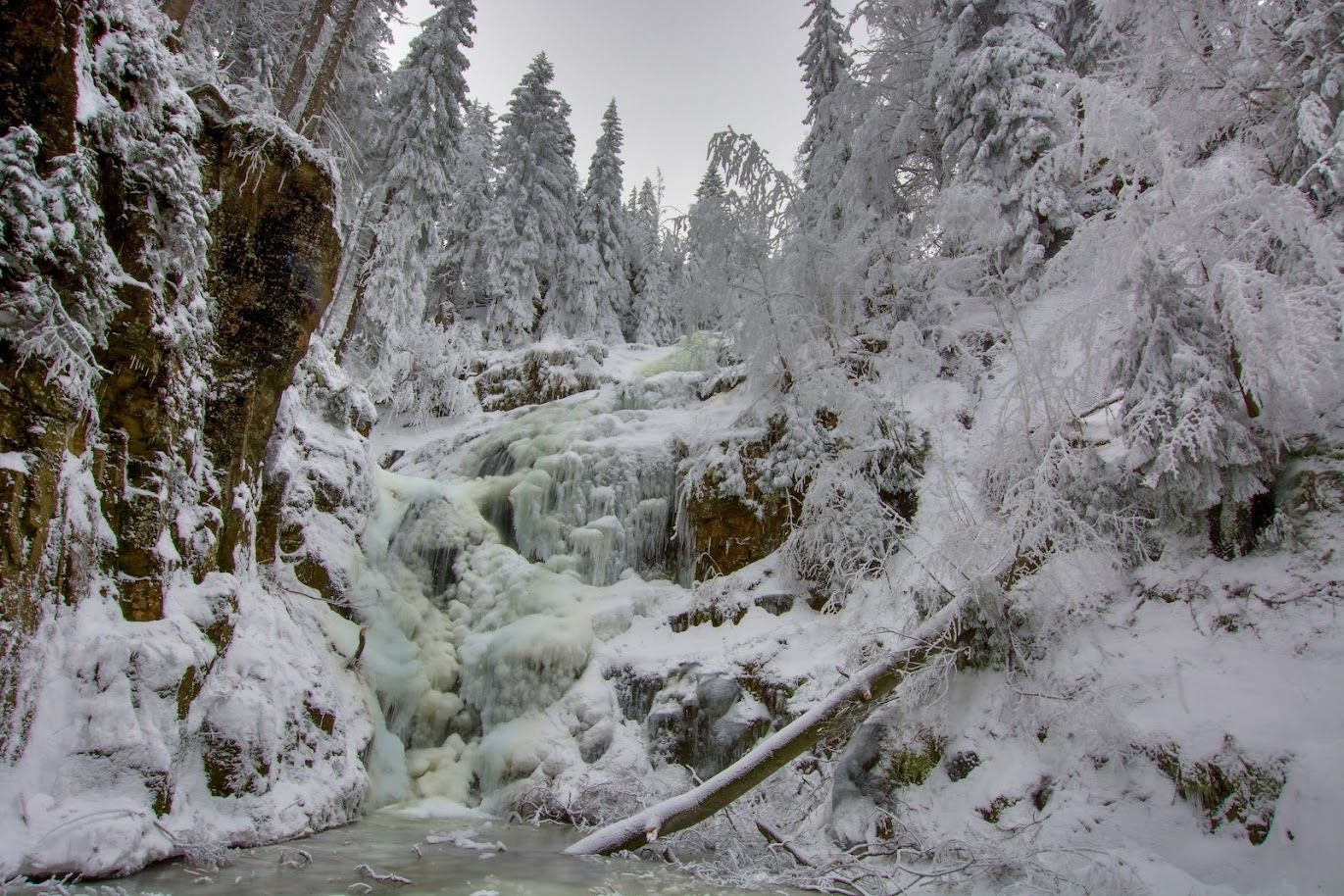 Kamieńczyk Waterfall, Poland