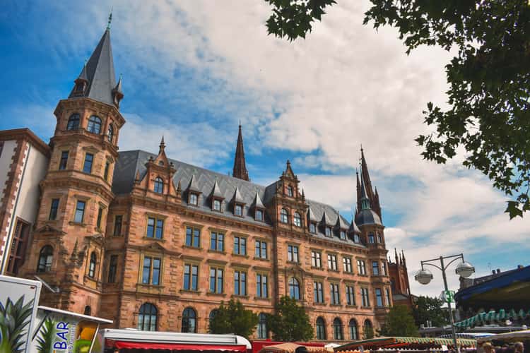 Neues Rathaus, Wiesbaden