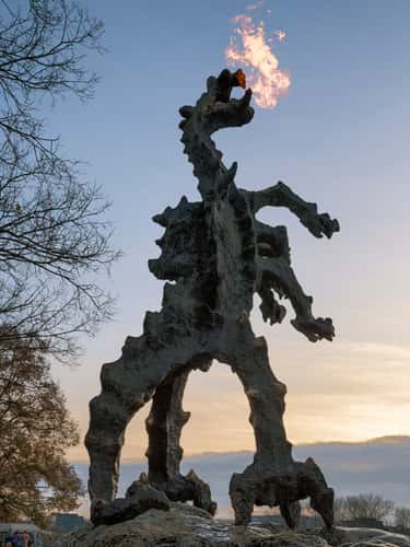 Smok Wawelski Fire breathing statue, Krakow