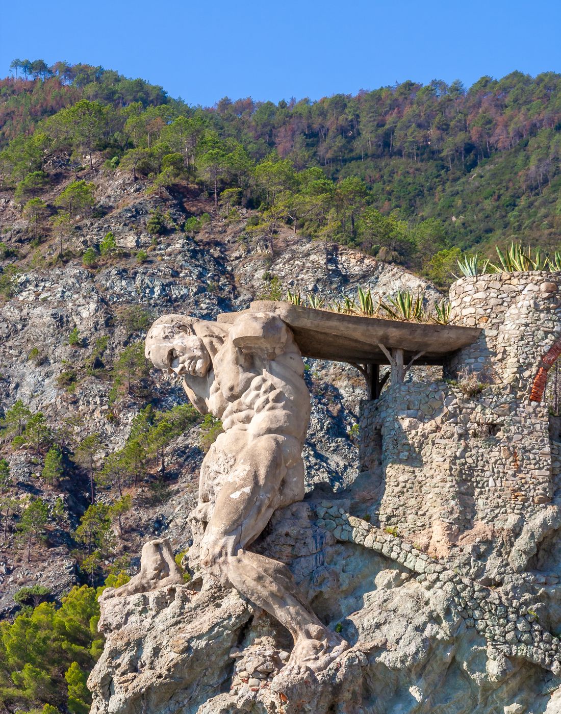 Statua del Gigante, Italy
