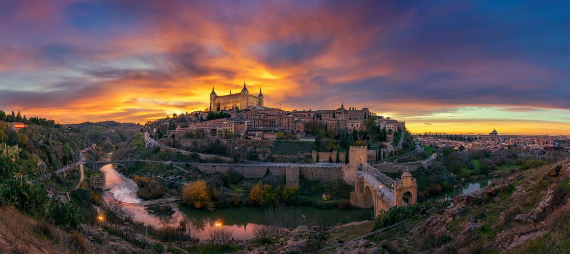 Panoramic view of Toledo and Alcazar de Toledo