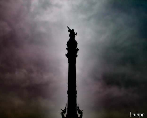 Colon monument