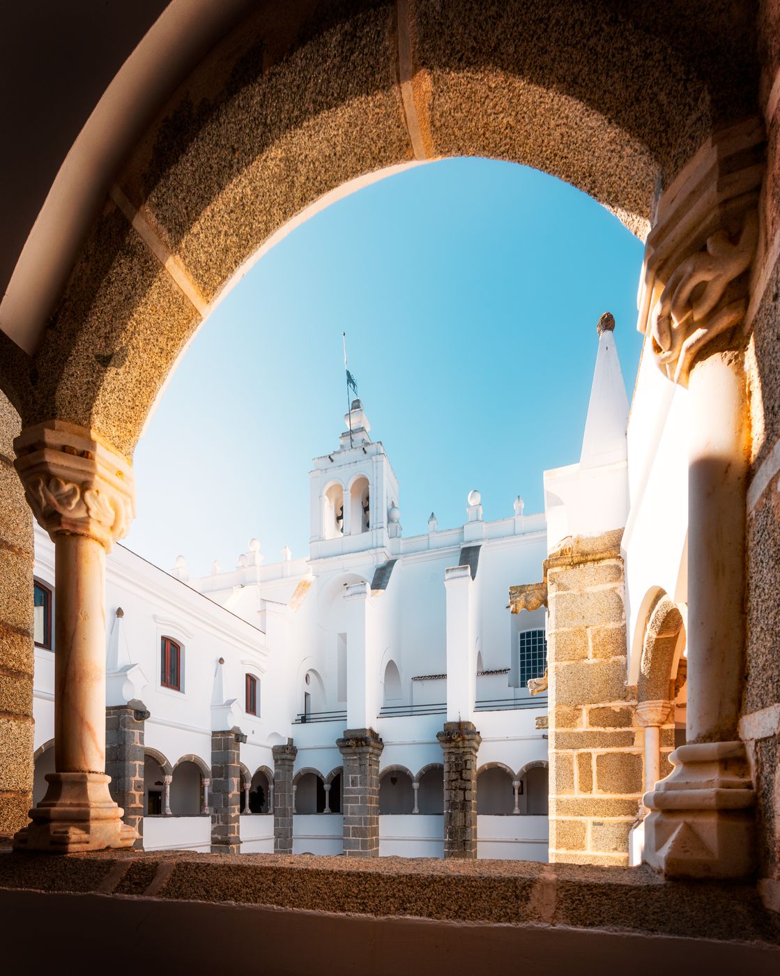 Convento do Espinheiro, Portugal
