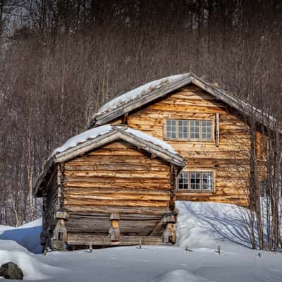 Dokki farm, Norway