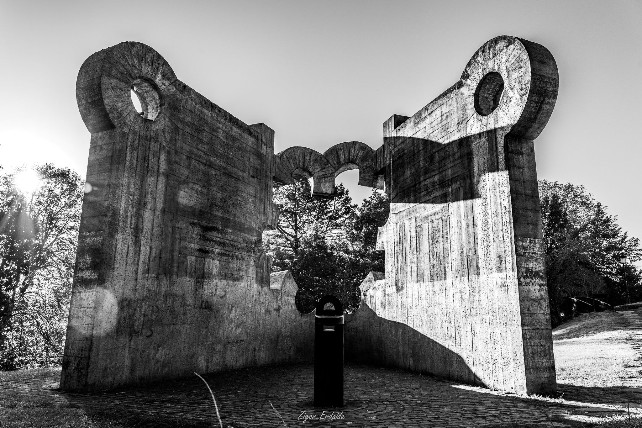 Gure Aitaren etxea, Spain