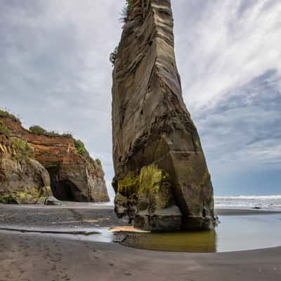 Knife style rock The Three Sisters, Tongaporutu, New Zealand