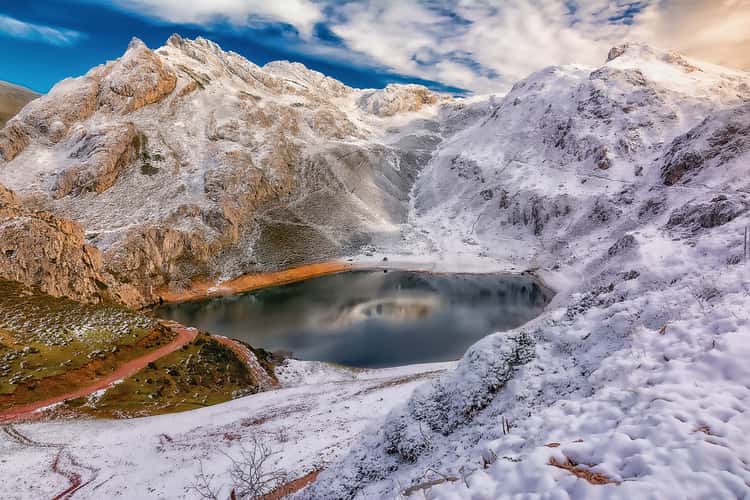 Lago de Cueva