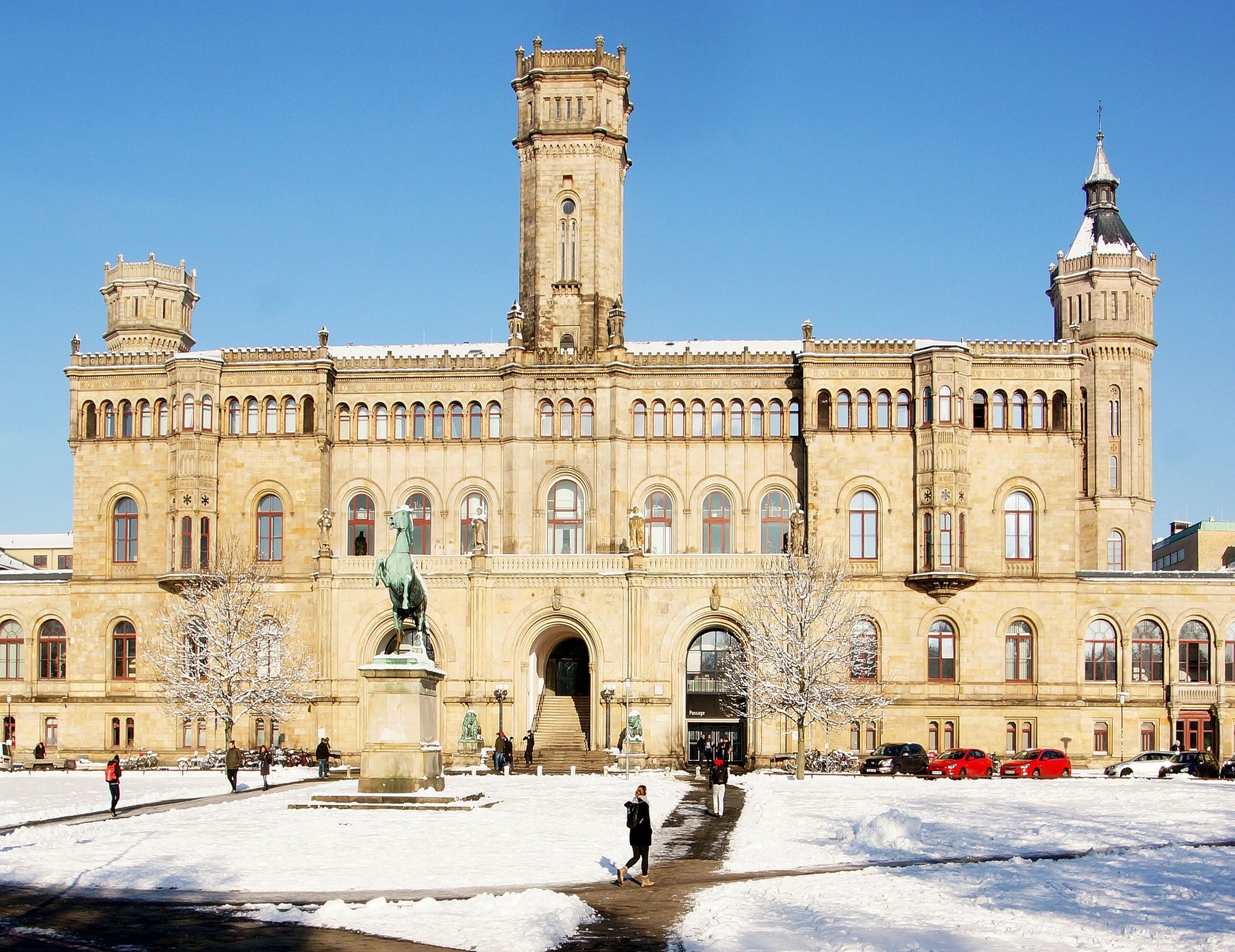 Leibniz University Hanover, Welfenschloss, Germany