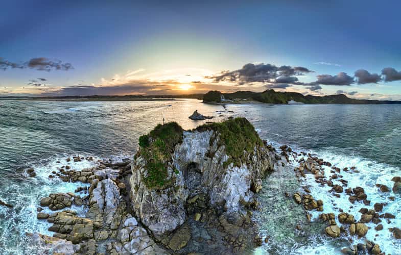 Sentinel Rock, Mangawhai Heads