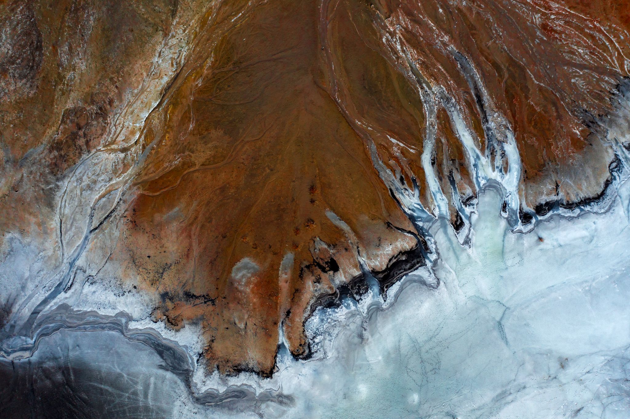 Similar ground textures like in Iceland, Ajka, Hungary