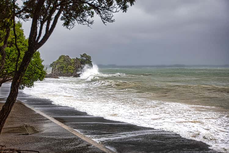 Storm waves, Tapeka Point Beach, North Island