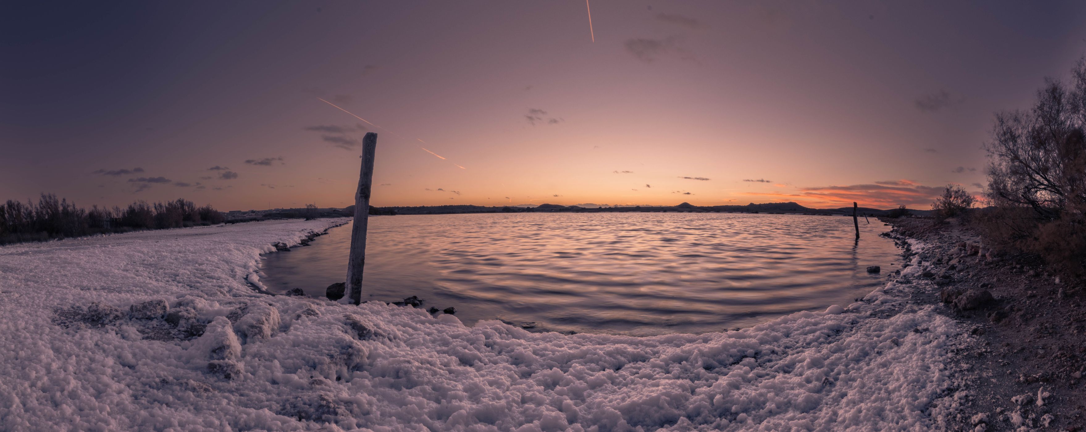 Sunse Salt Lake Petrola, Spain