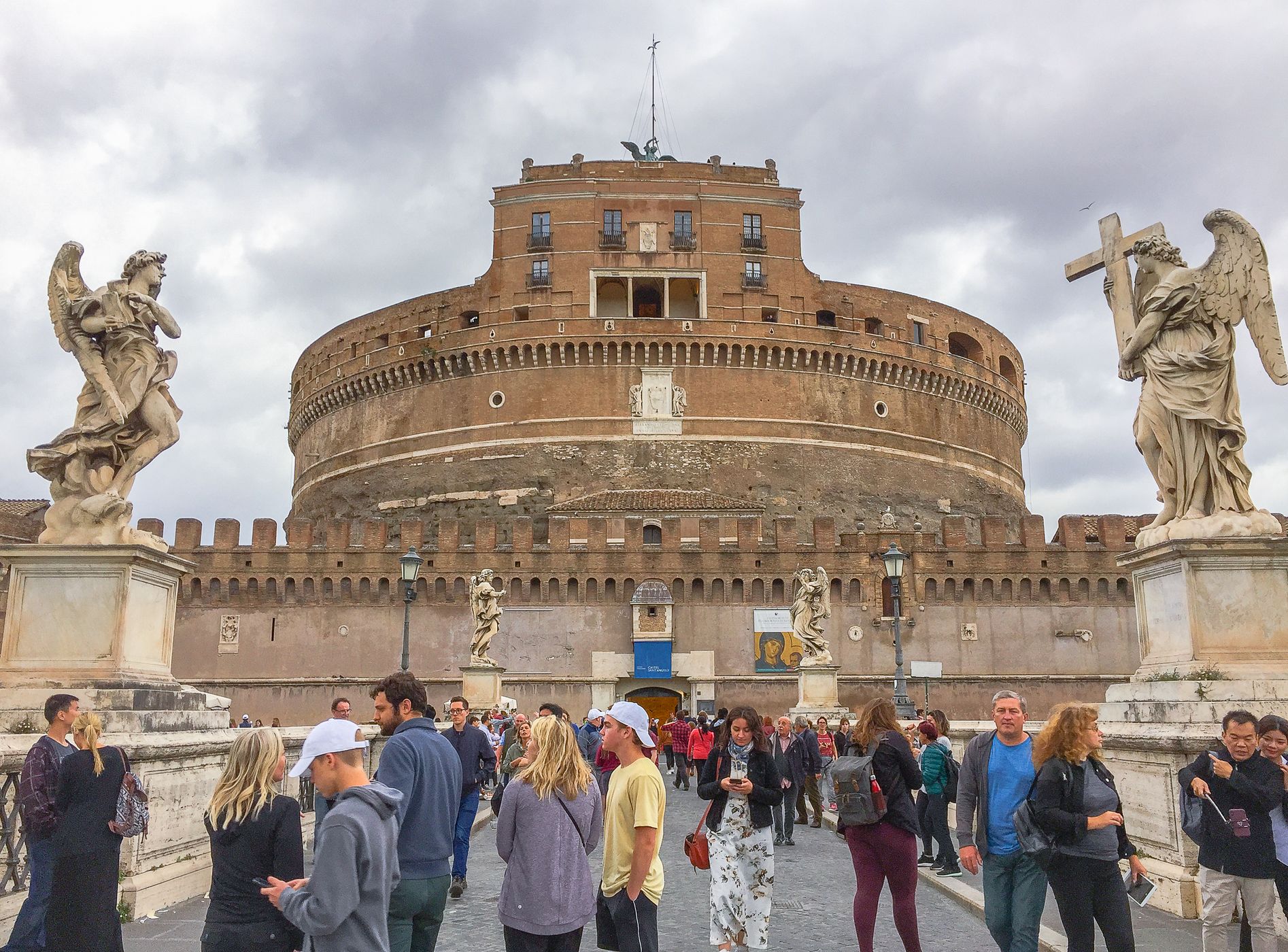 The guards, Italy