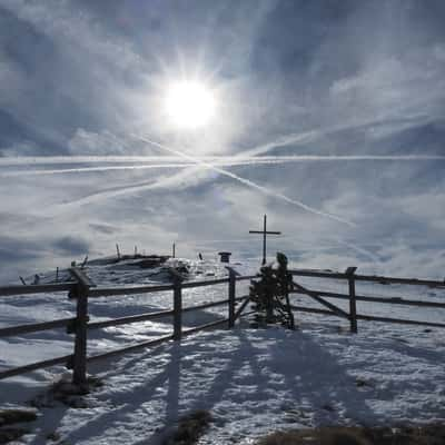 Winter and Foehn at top of Frauenalpe, Austria