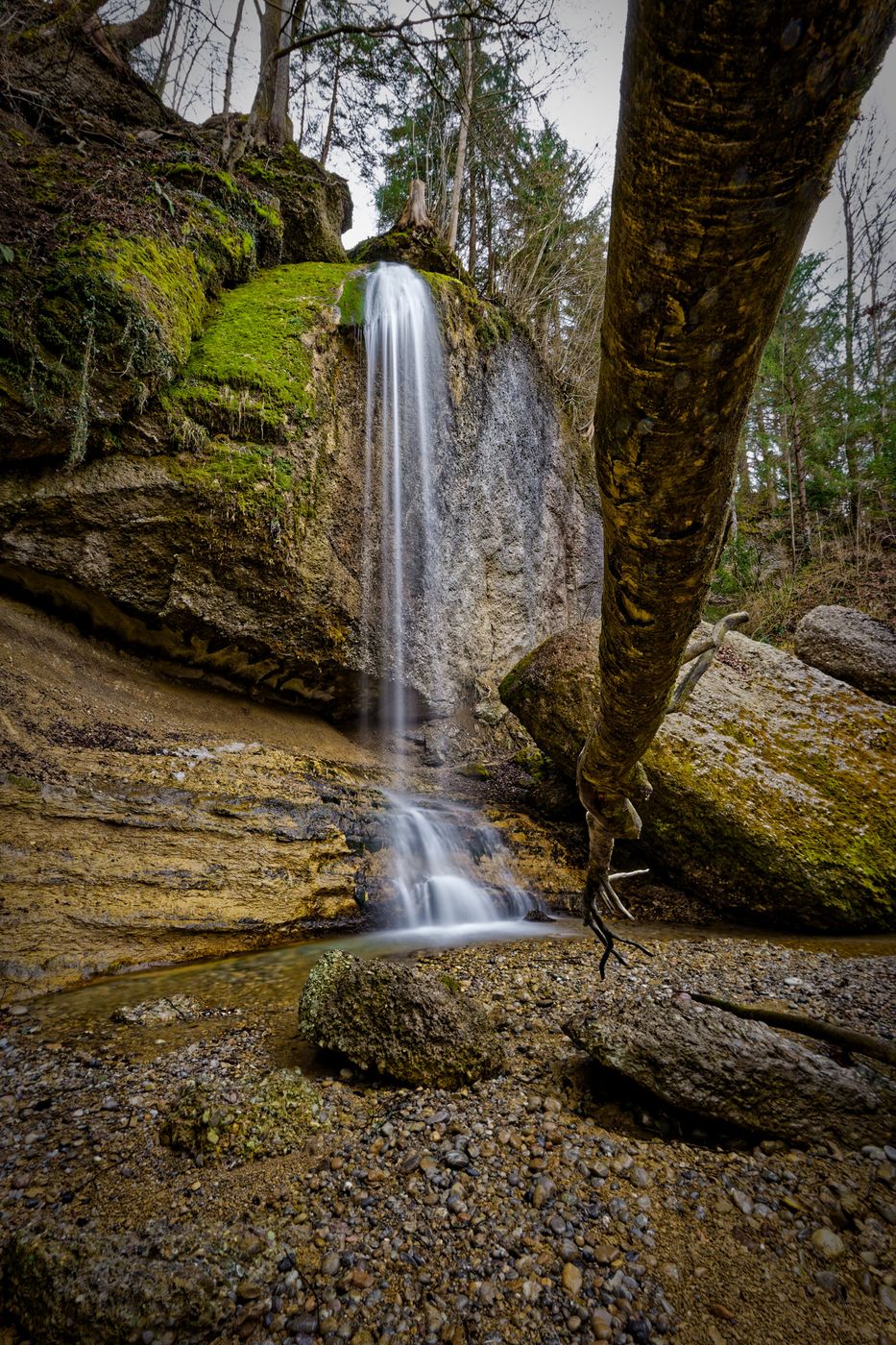 Äulischlucht mit Wasserfall, Switzerland