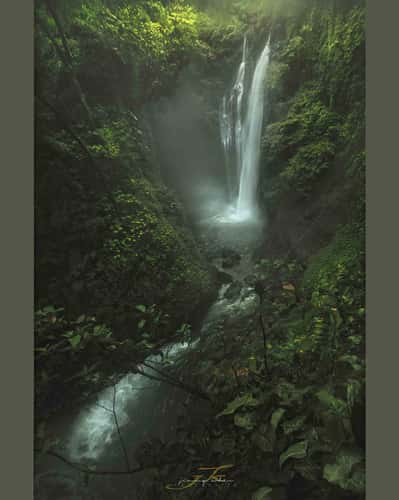 Aling-Aling Waterfall