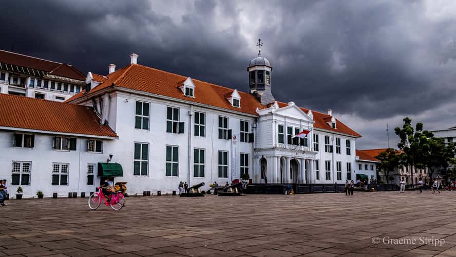 Early Morning at Jakarta Old Town