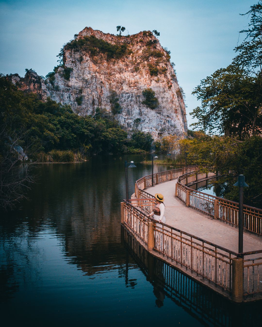 Hin Khao Ngu Park Ratchaburi, Thailand