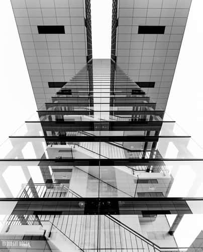 Kranhäuser from below, Cologne