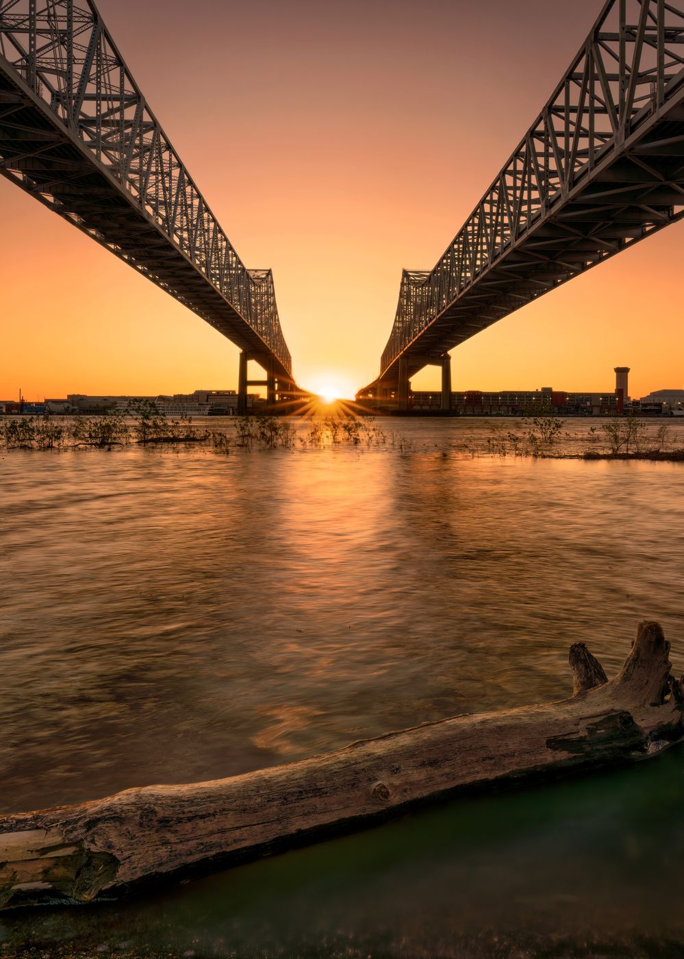 Brooklyn Ave / Mardi Gras Blvd, USA