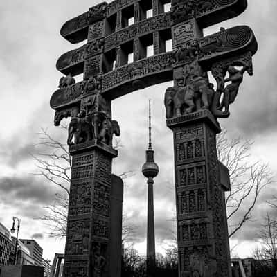 Replik des Sanchi-Tors, Museumsinsel, Berlin, Germany