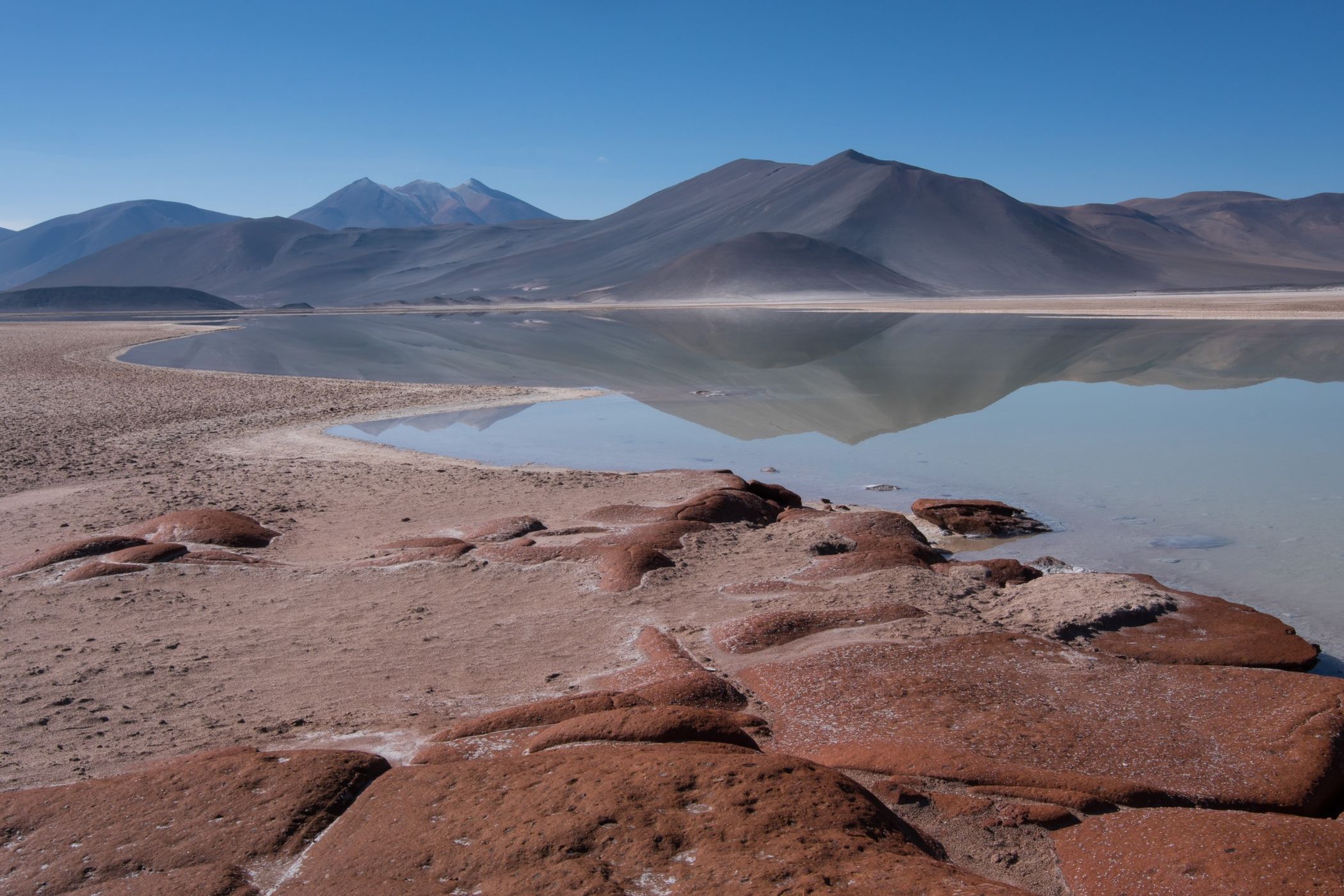 Salar de Aguas Calientes Sur (Piedras Rojas), Chile