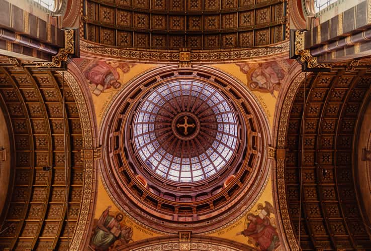 The interior of the Basilica of Saint Nicholas, Amsterdam
