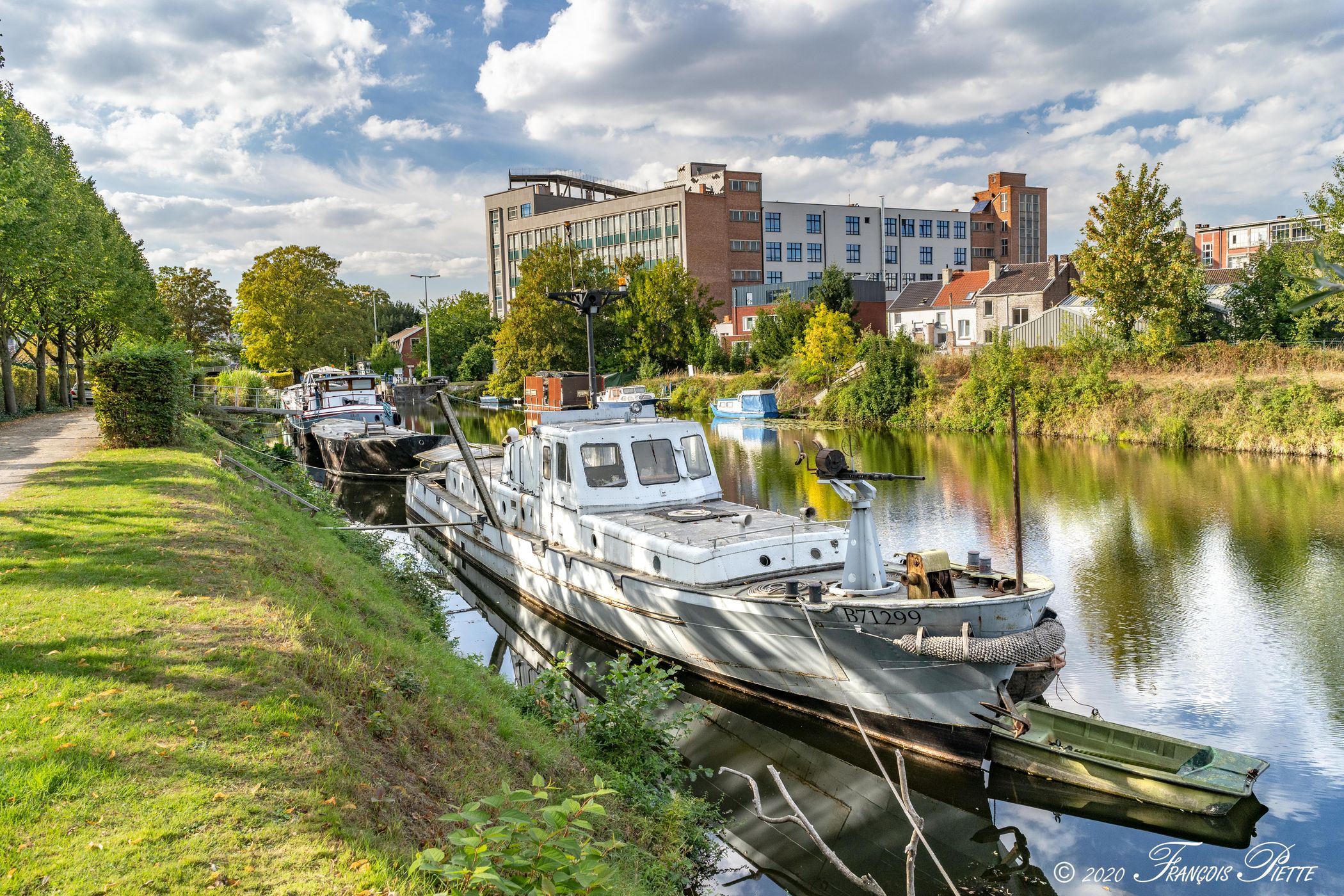 Canal de l'Ourthe (Liège, Aguesses), Belgium