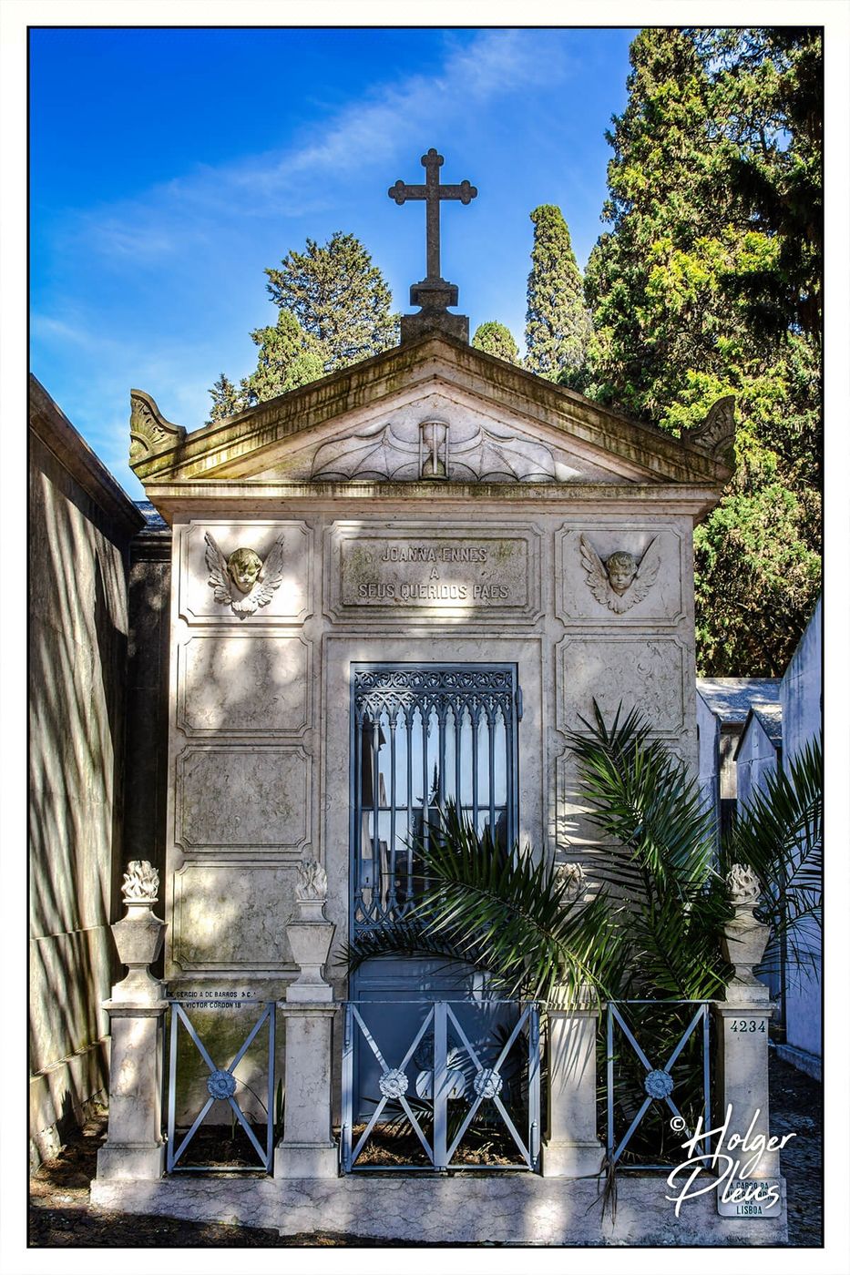 Cemitério dos Prazeres, Lisbon, Portugal