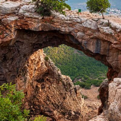 Keshet Cave, Israel