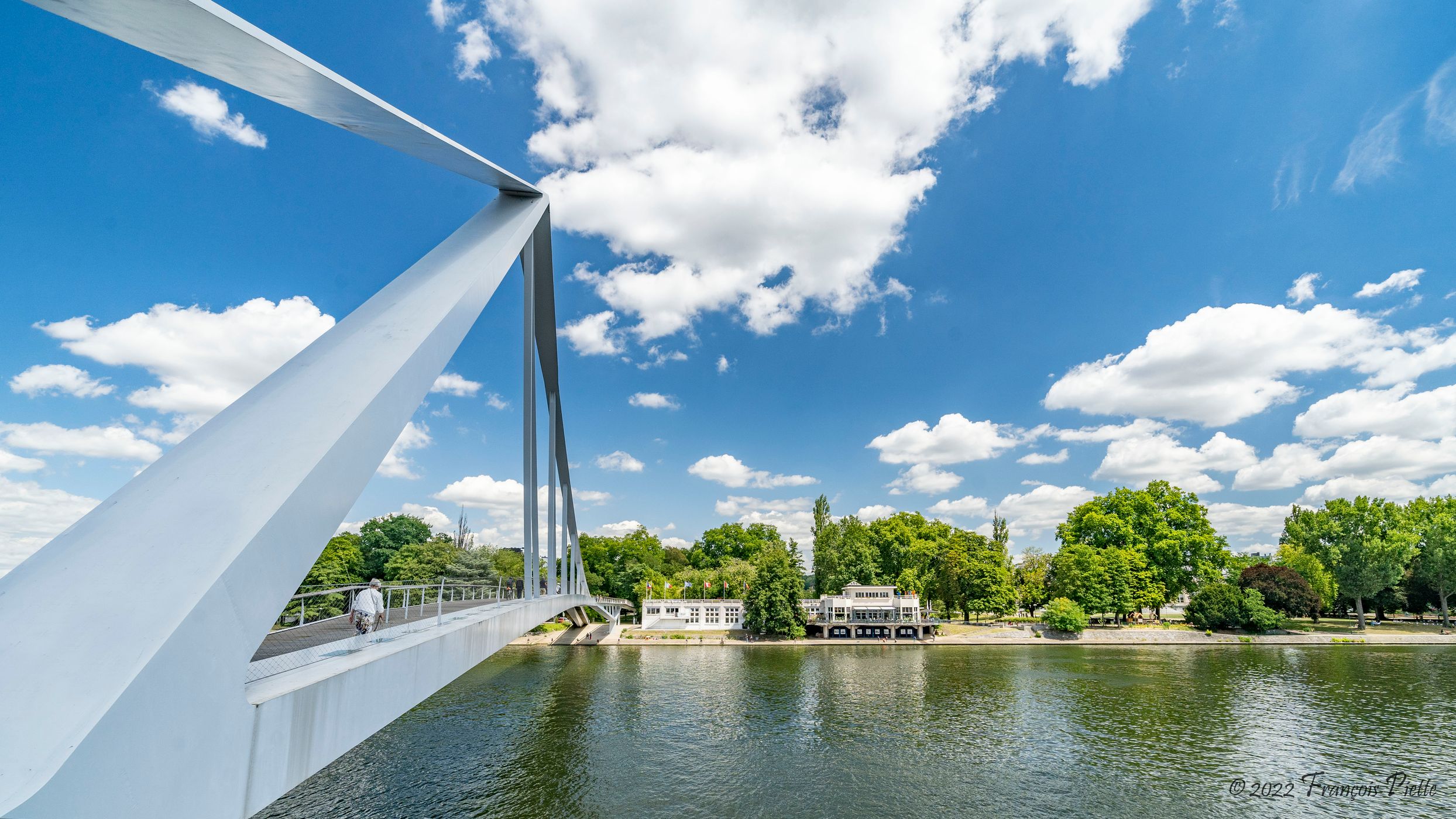 La Belle Liégeoise, pedestrian bridge, Belgium