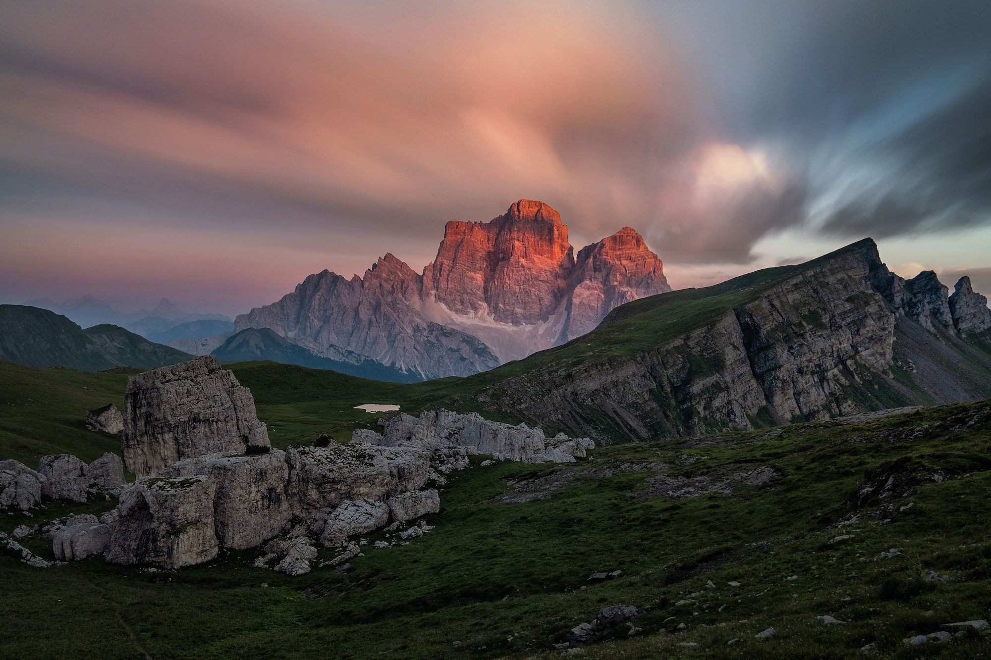 Medeval, Laghetto di Baste, Italy