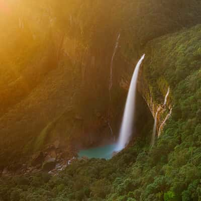 NohKaLikai Falls, Meghalaya, India