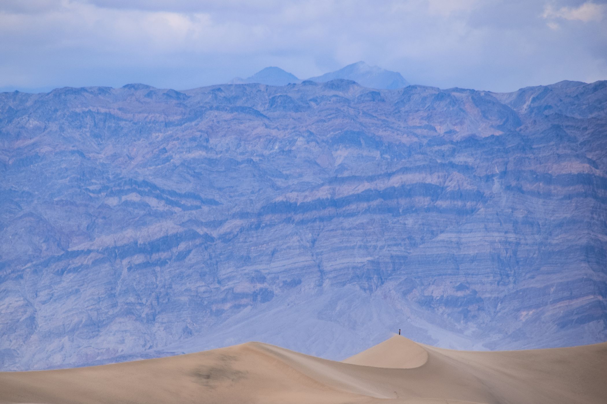 Sand dunes at Stovepipe wells in Death Valley, USA