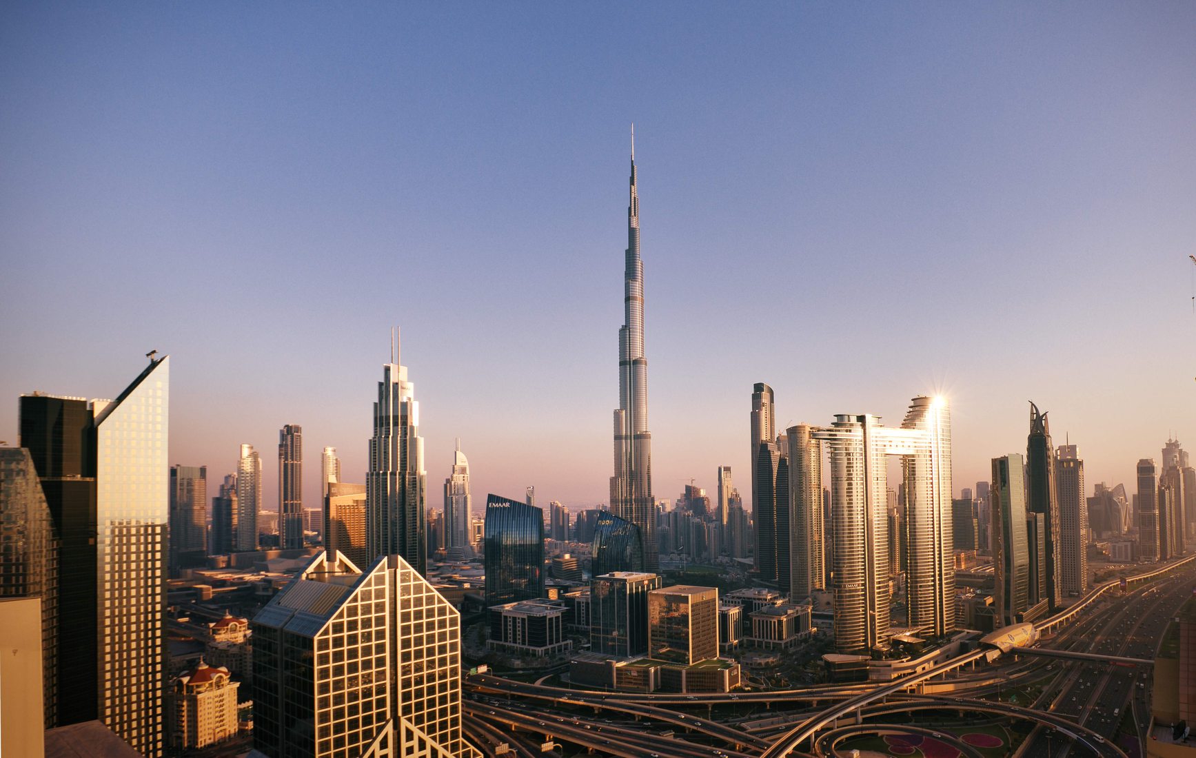 The Best View of Dubai, Burj Khalifa view from Shangri-La, United Arab ...