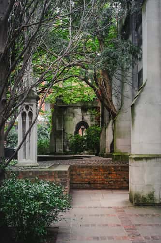 St Dunstan in the East church gardens