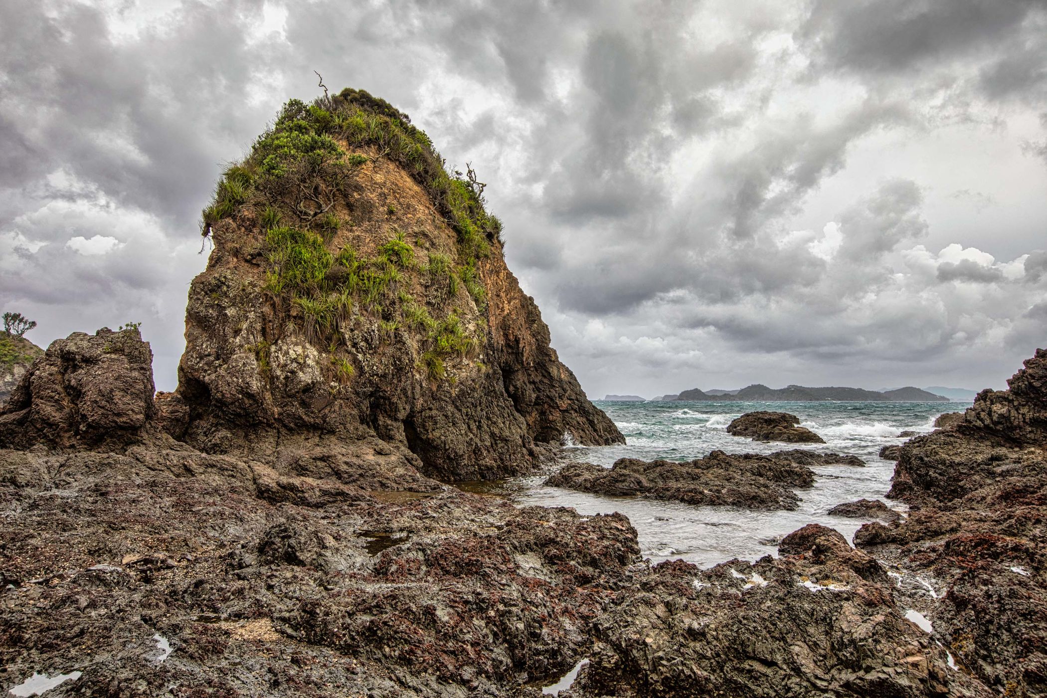 Storm brewing, Rocky Bay Reserve, Russell, North Island, New Zealand