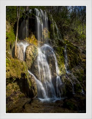 Waterfall & Cascade