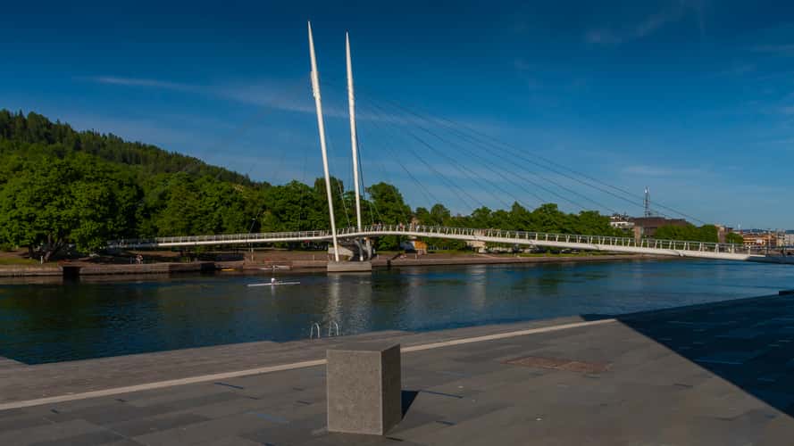 Ypsilon bridge