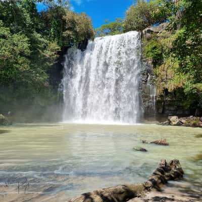 Catarata Llanos del Cortés, Costa Rica