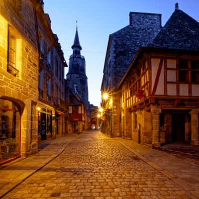 Rue de l'Horloge, Dinan, France