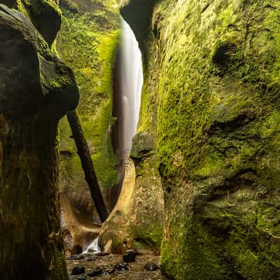 Secret Waterfall, Sombrio Beach, Canada