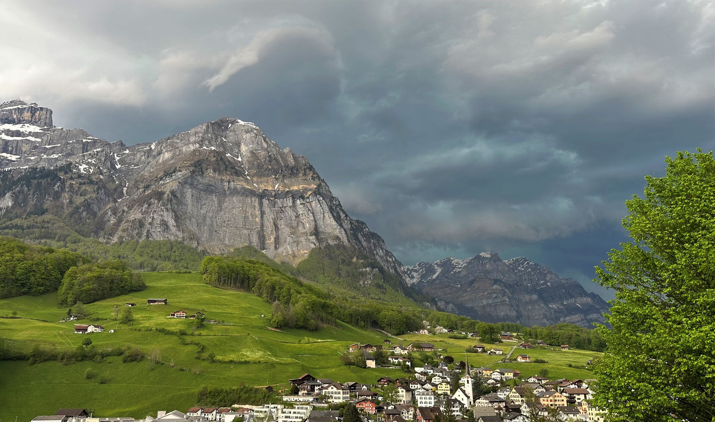 View on Mitlödi/GL, Switzerland