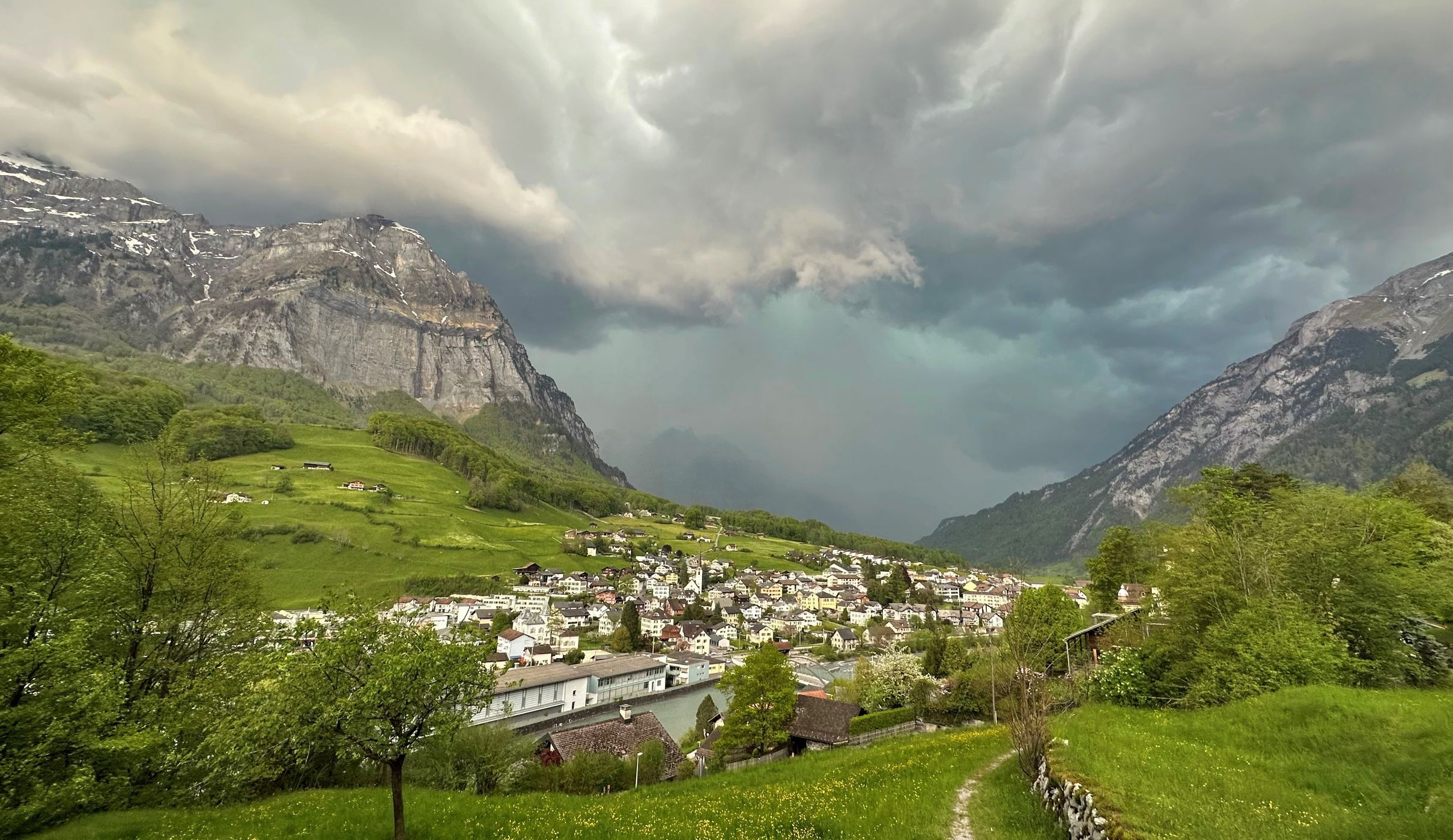 View on Mitlödi/GL, Switzerland