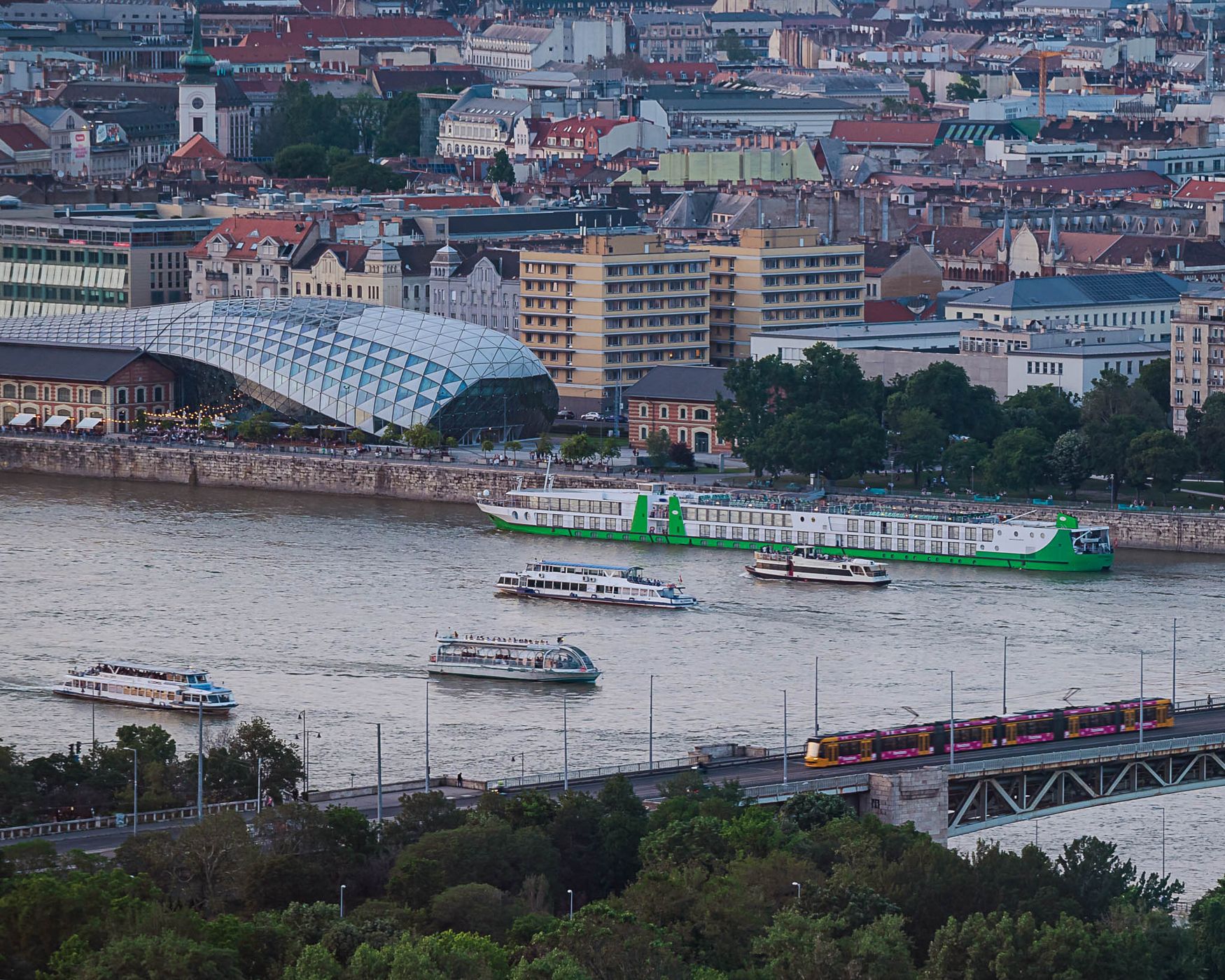 Mol campus visitor center, Budapest, Hungary