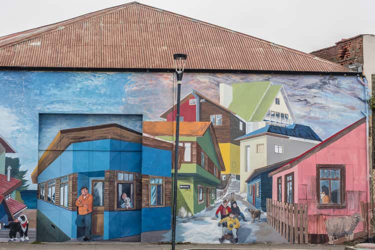 Murals at Punta Arenas