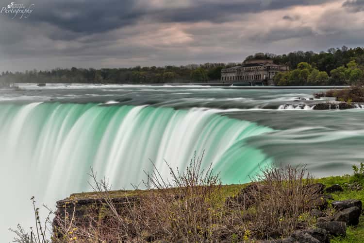 Sunrise at the Niagara Falls