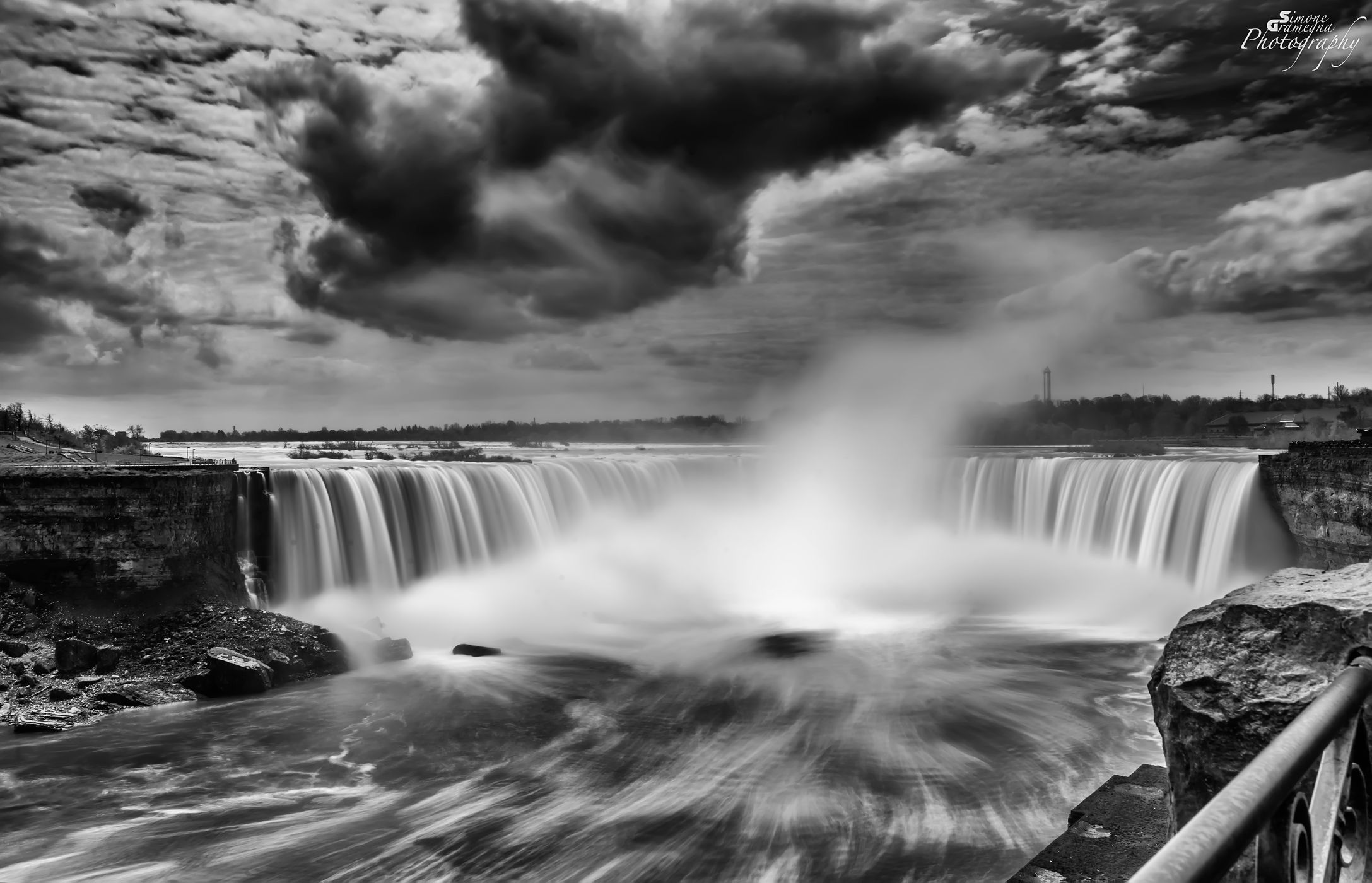 Sunrise at the Niagara Falls, Canada