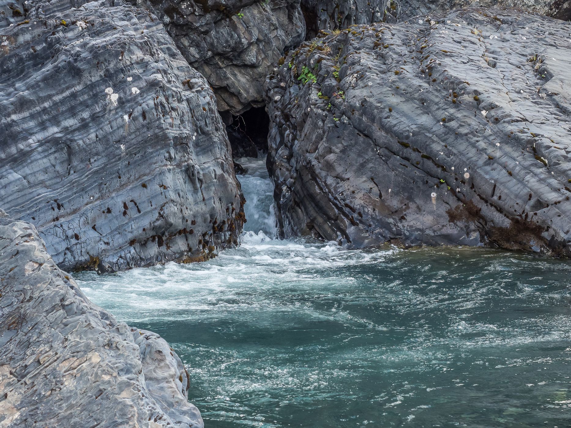 Waterfall near Puente Ventisquero, Chile