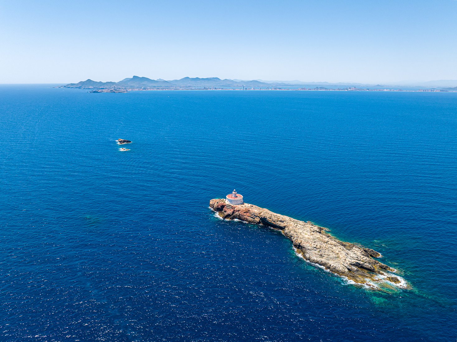 faro-de-islas-hormigas-drone-spain